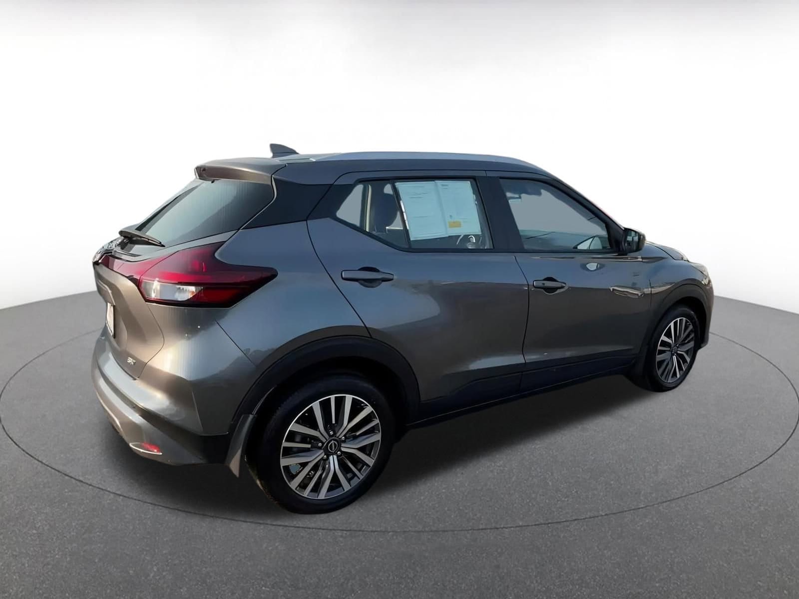 2024 Nissan Kicks SV 15
