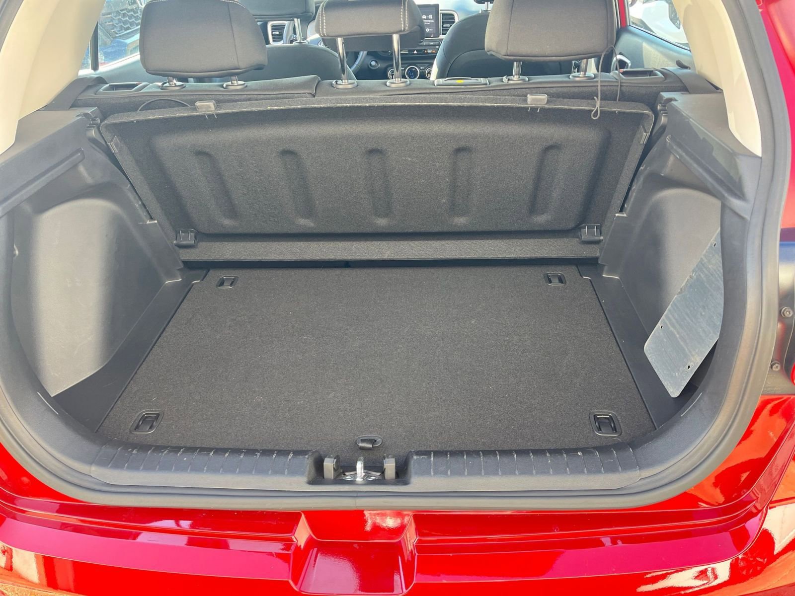 Thumbnail: 2025 Hyundai Venue - 30