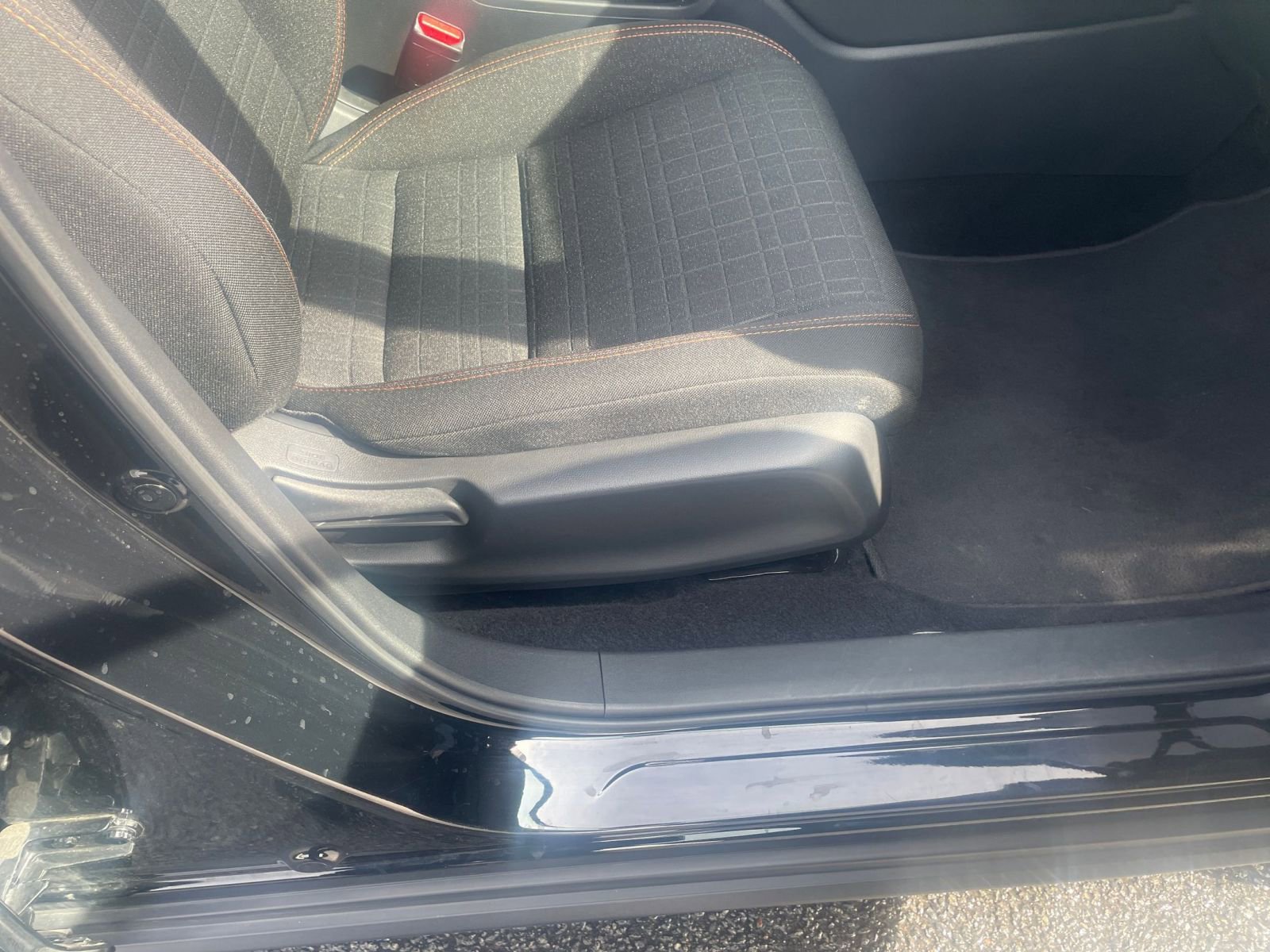 Thumbnail: 2025 Honda HR-V - 28