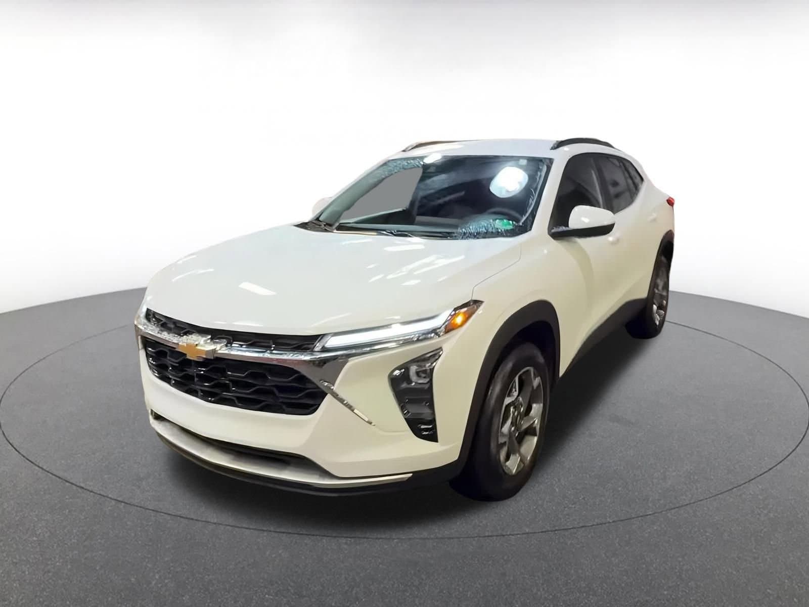 Thumbnail: 2025 Chevrolet Trax - 7