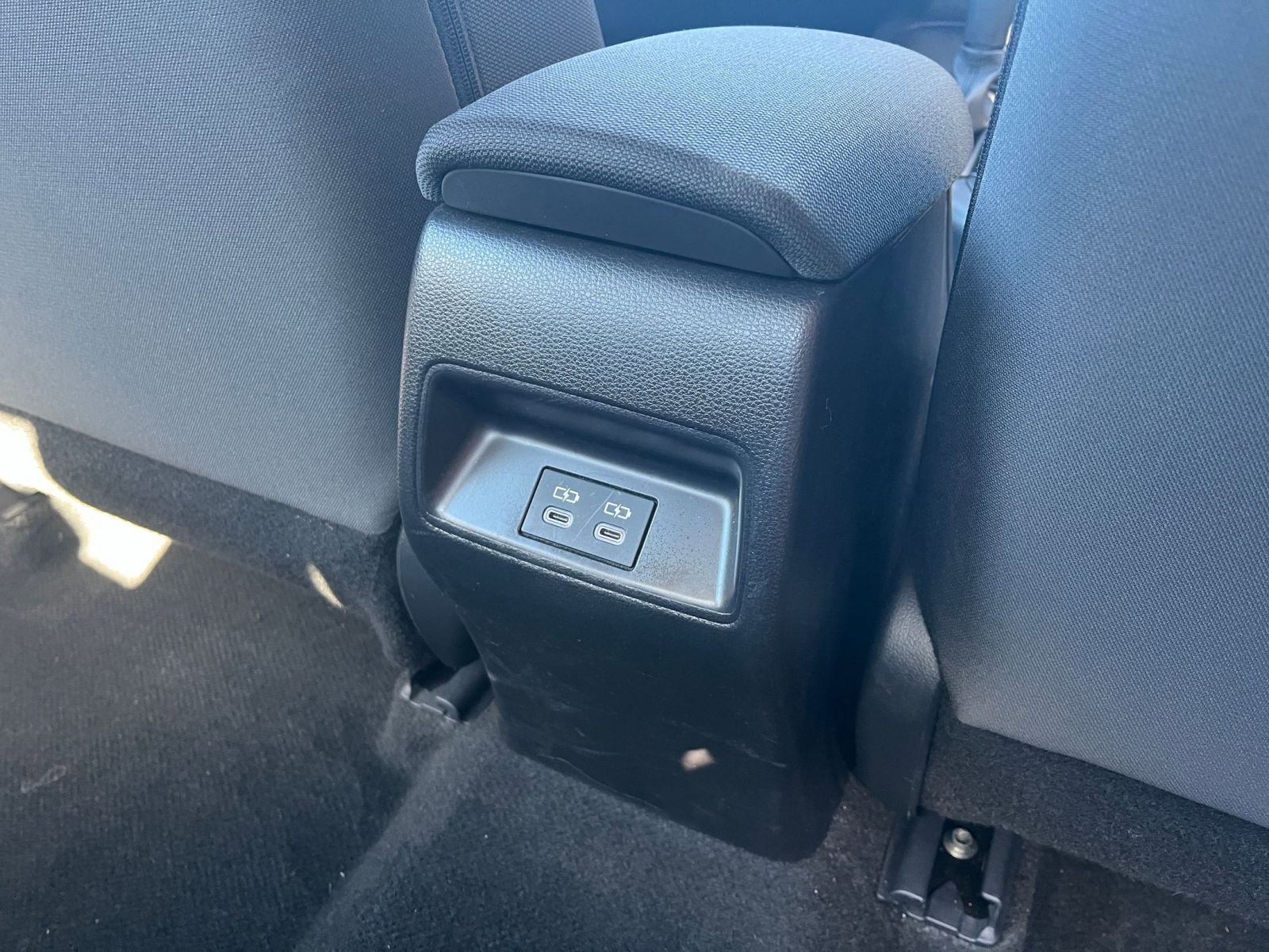 Thumbnail: 2025 Toyota Corolla - 21