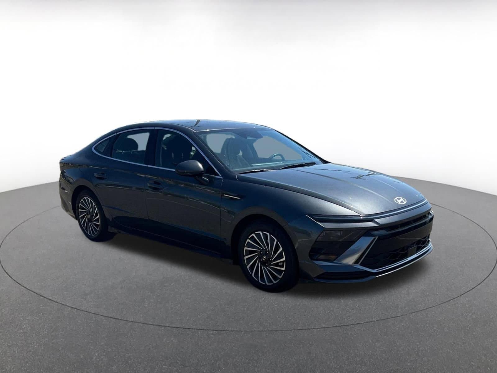 Thumbnail: 2025 Hyundai Sonata - 1