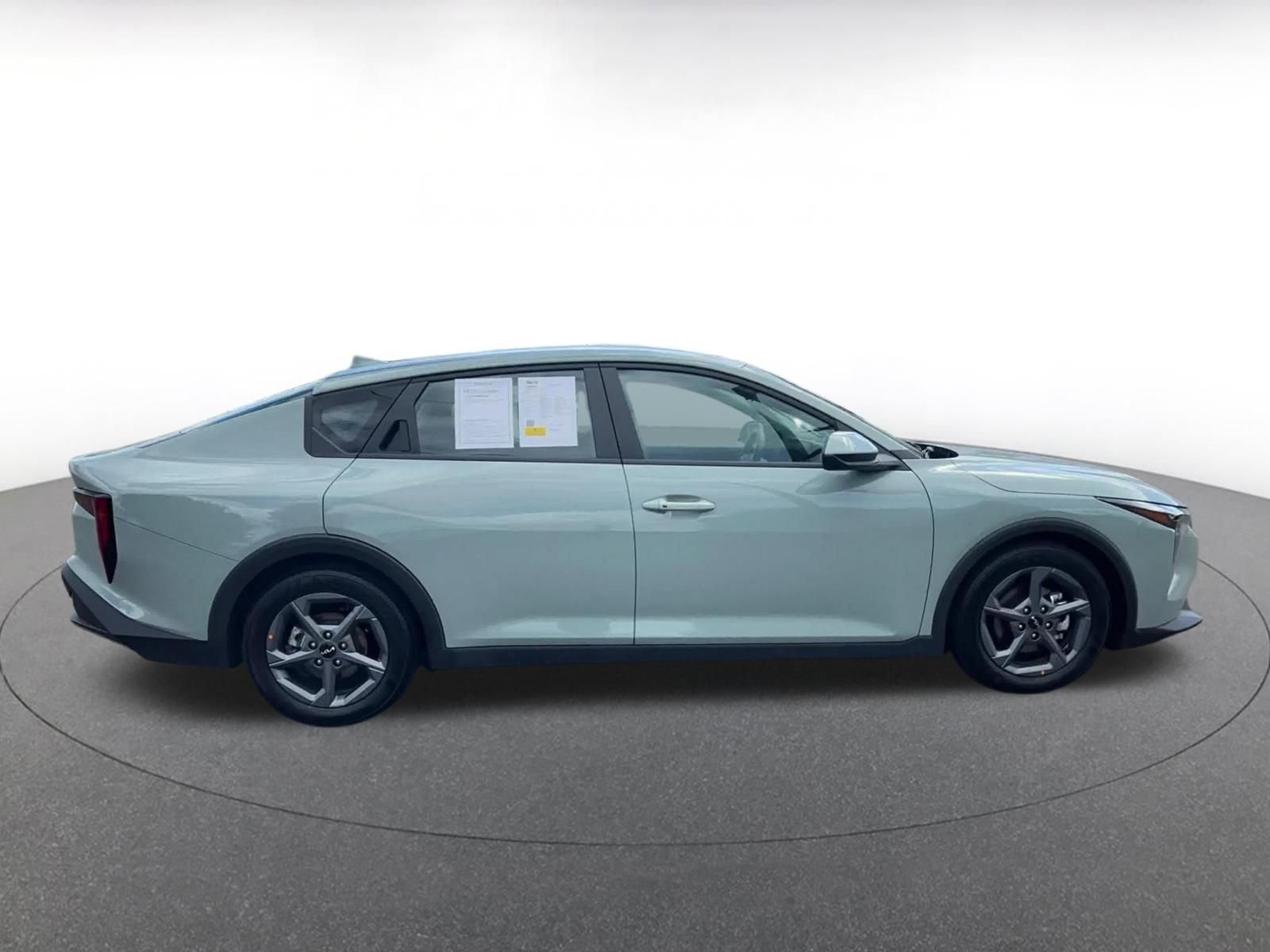 Thumbnail: 2025 Kia K4 - 16