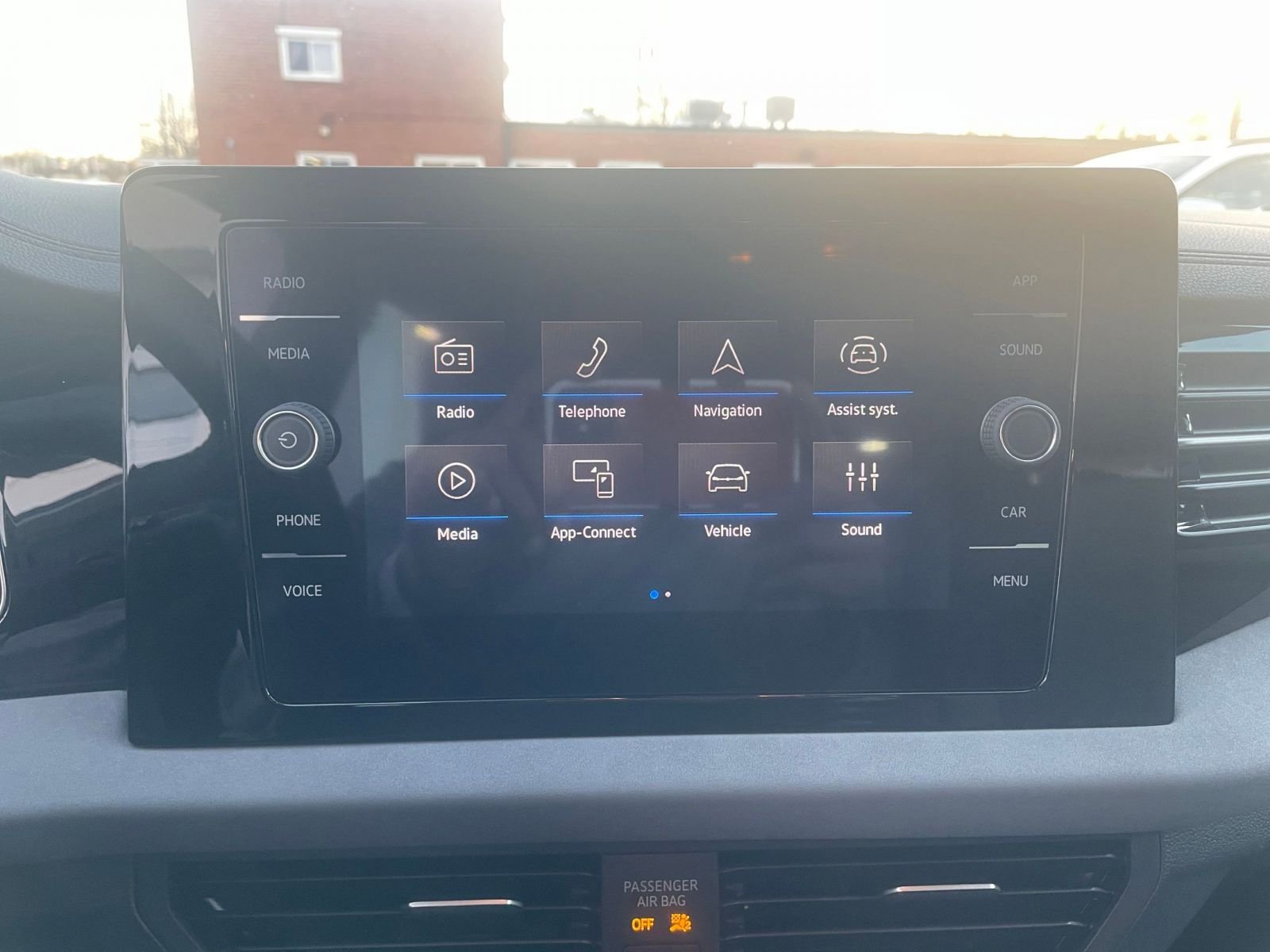 Thumbnail: 2025 Volkswagen Jetta - 21