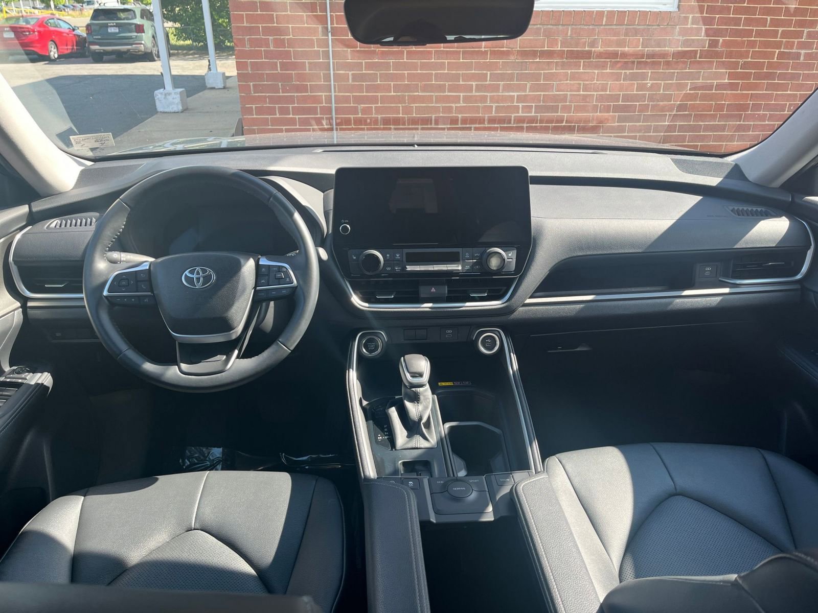 Thumbnail: 2025 Toyota Grand Highlander - 34