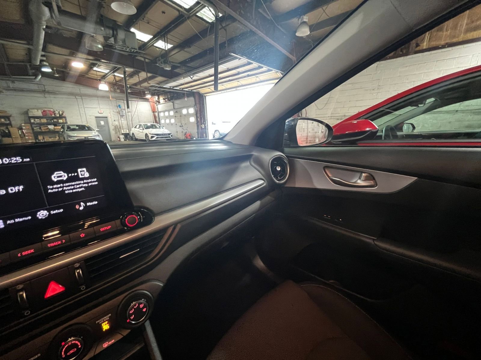 Thumbnail: 2024 Kia Forte - 33