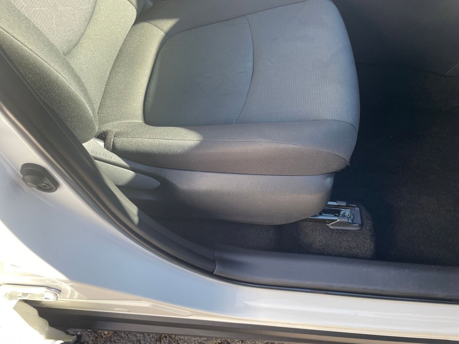 Thumbnail: 2025 Toyota RAV4 - 27