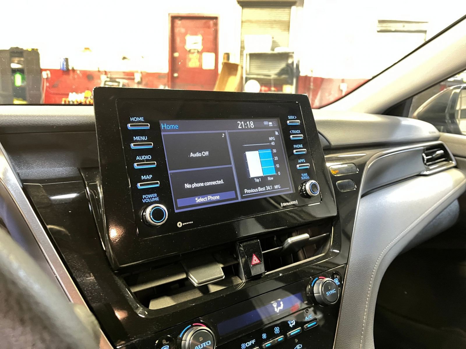 Thumbnail: 2024 Toyota Camry - 21