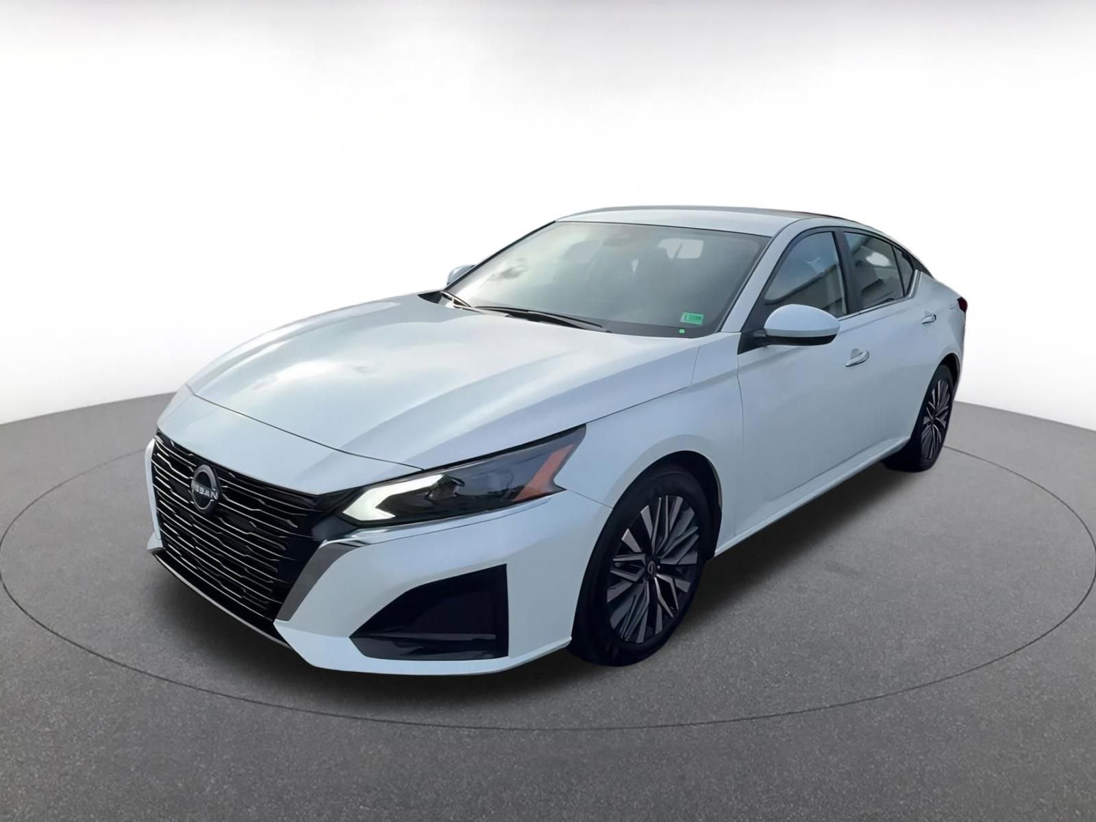 Thumbnail: 2024 Nissan Altima - 6