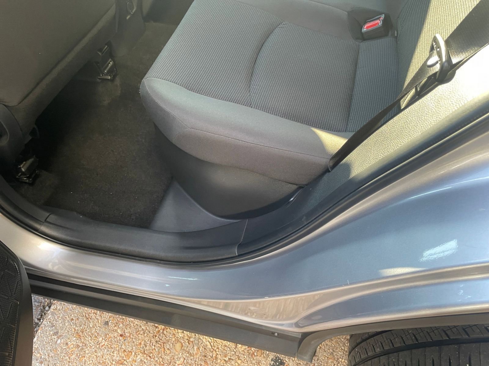 Thumbnail: 2025 Toyota RAV4 - 25