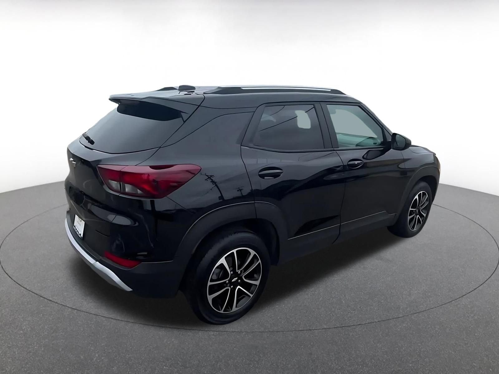 Thumbnail: 2025 Chevrolet TrailBlazer - 15