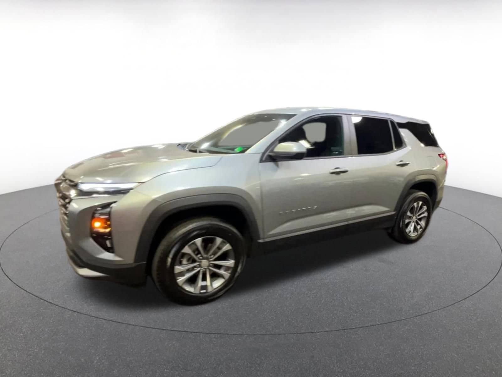 Thumbnail: 2025 Chevrolet Equinox - 8