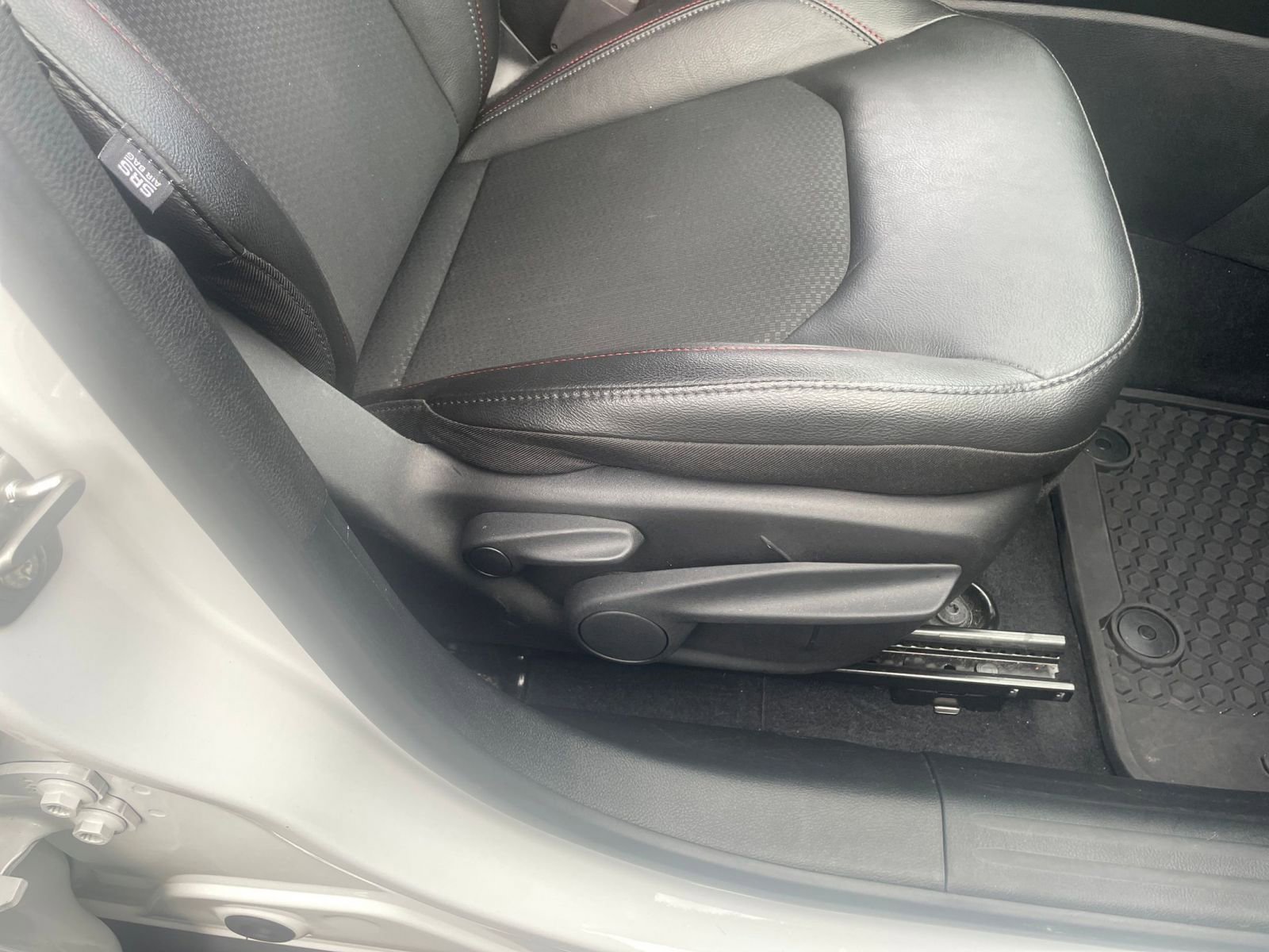 Thumbnail: 2025 Jeep Compass - 27