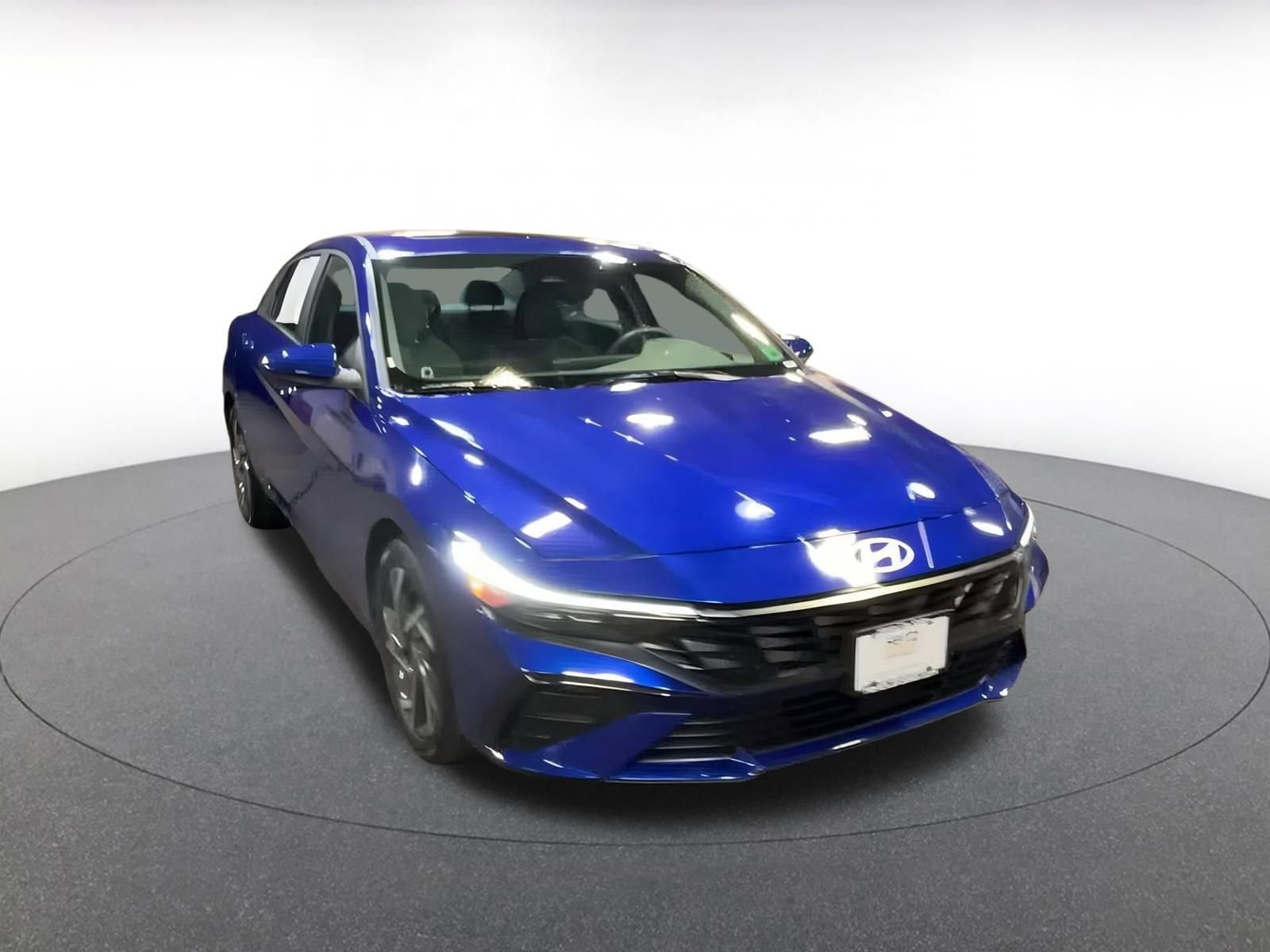 Thumbnail: 2025 Hyundai Elantra - 3