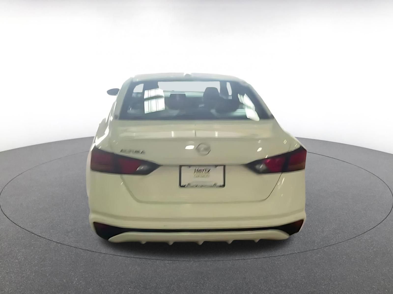 Thumbnail: 2025 Nissan Altima - 12