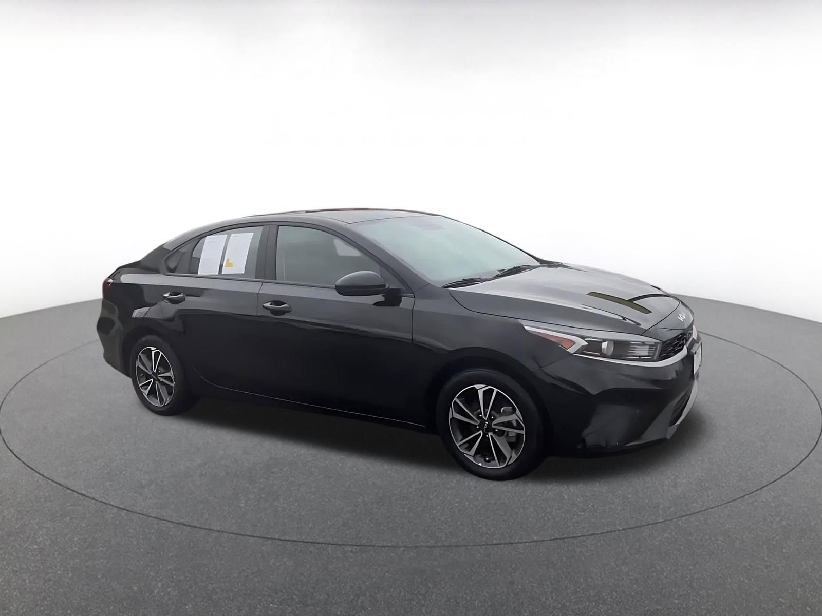 Thumbnail: 2024 Kia Forte - 2