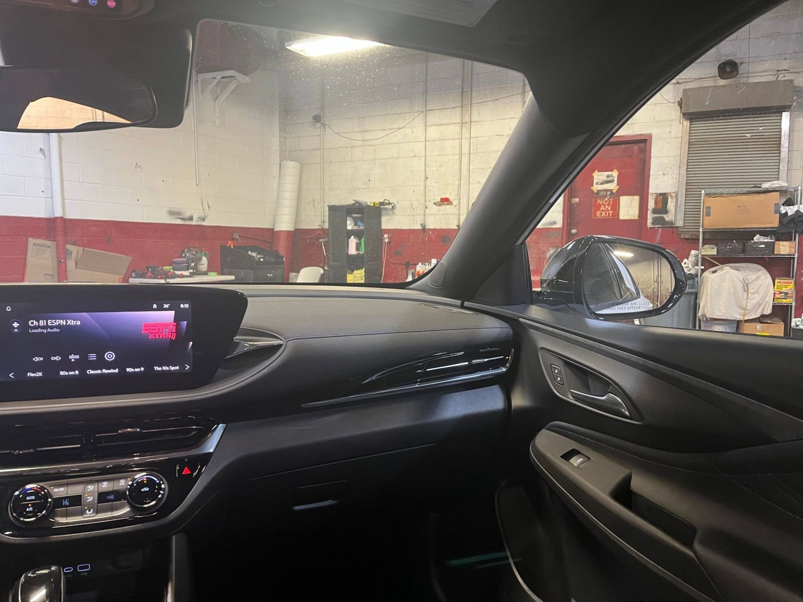 Thumbnail: 2025 Buick Envista - 34