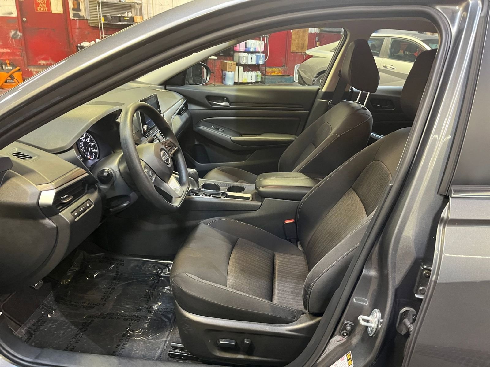 Thumbnail: 2025 Nissan Altima - 27