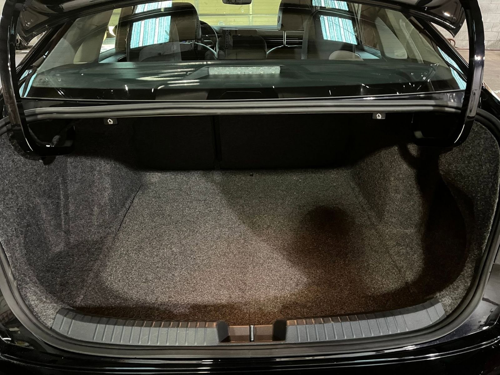 Thumbnail: 2025 Volkswagen Jetta - 30