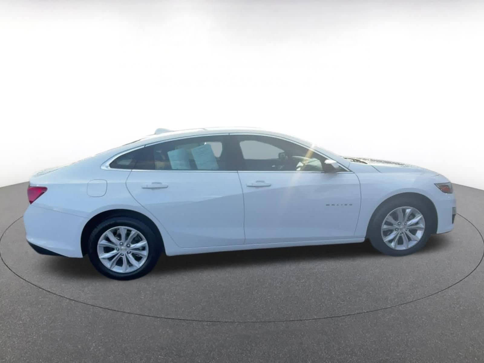 Thumbnail: 2023 Chevrolet Malibu - 16