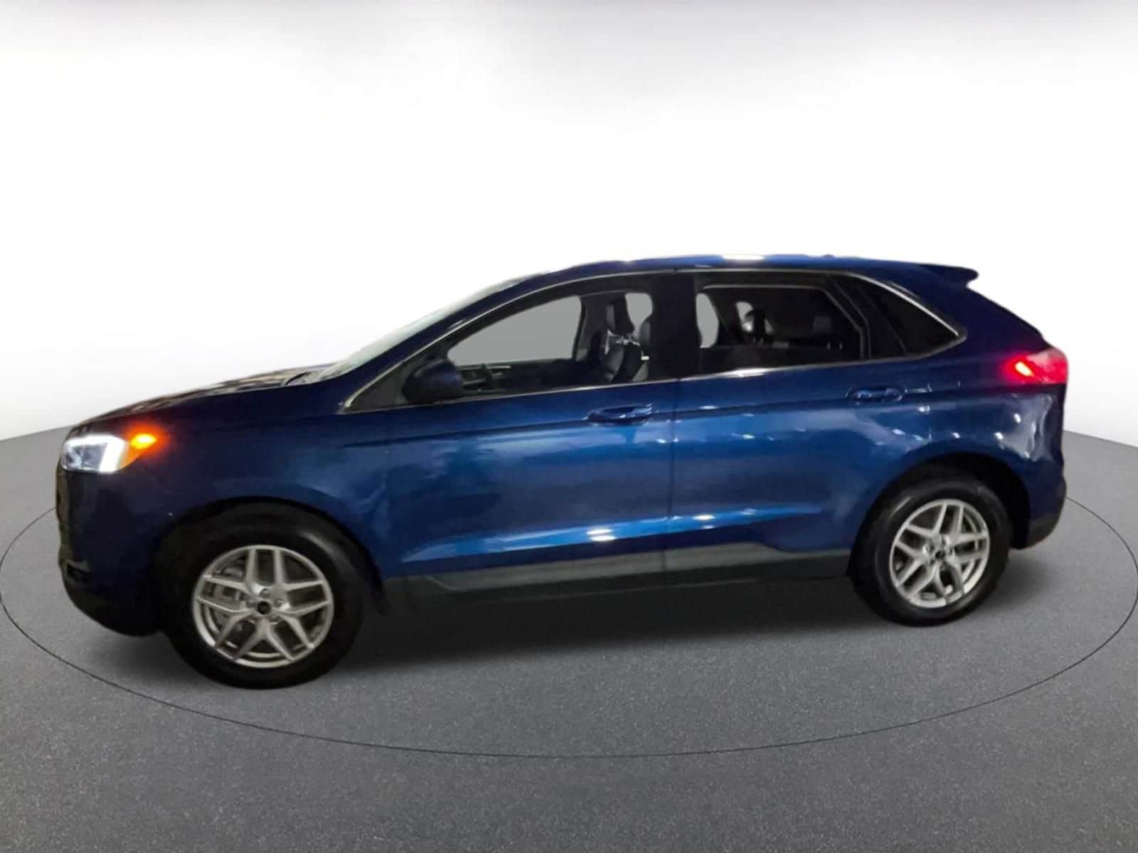 Thumbnail: 2024 Ford Edge - 9