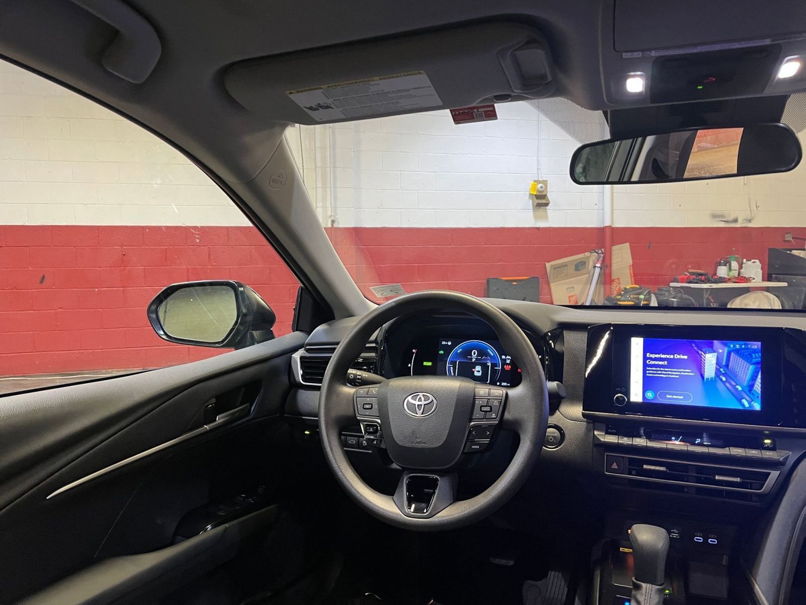 Thumbnail: 2025 Toyota Camry - 33