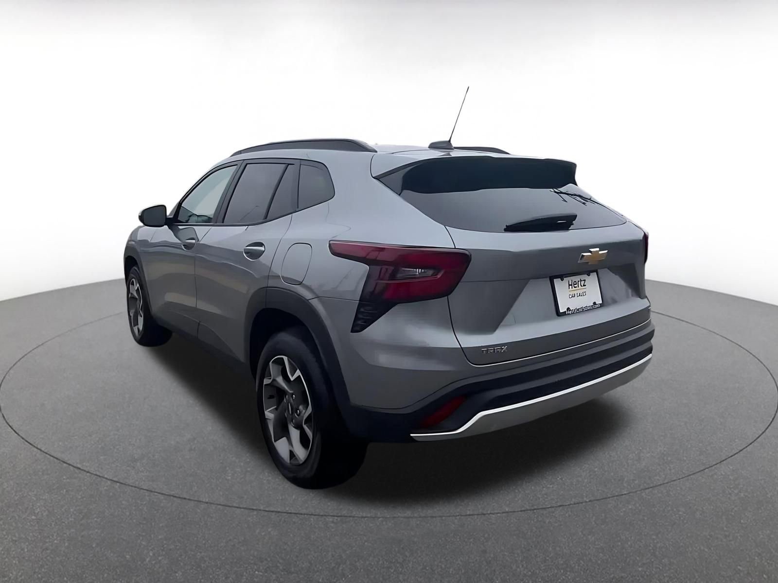 Thumbnail: 2025 Chevrolet Trax - 11