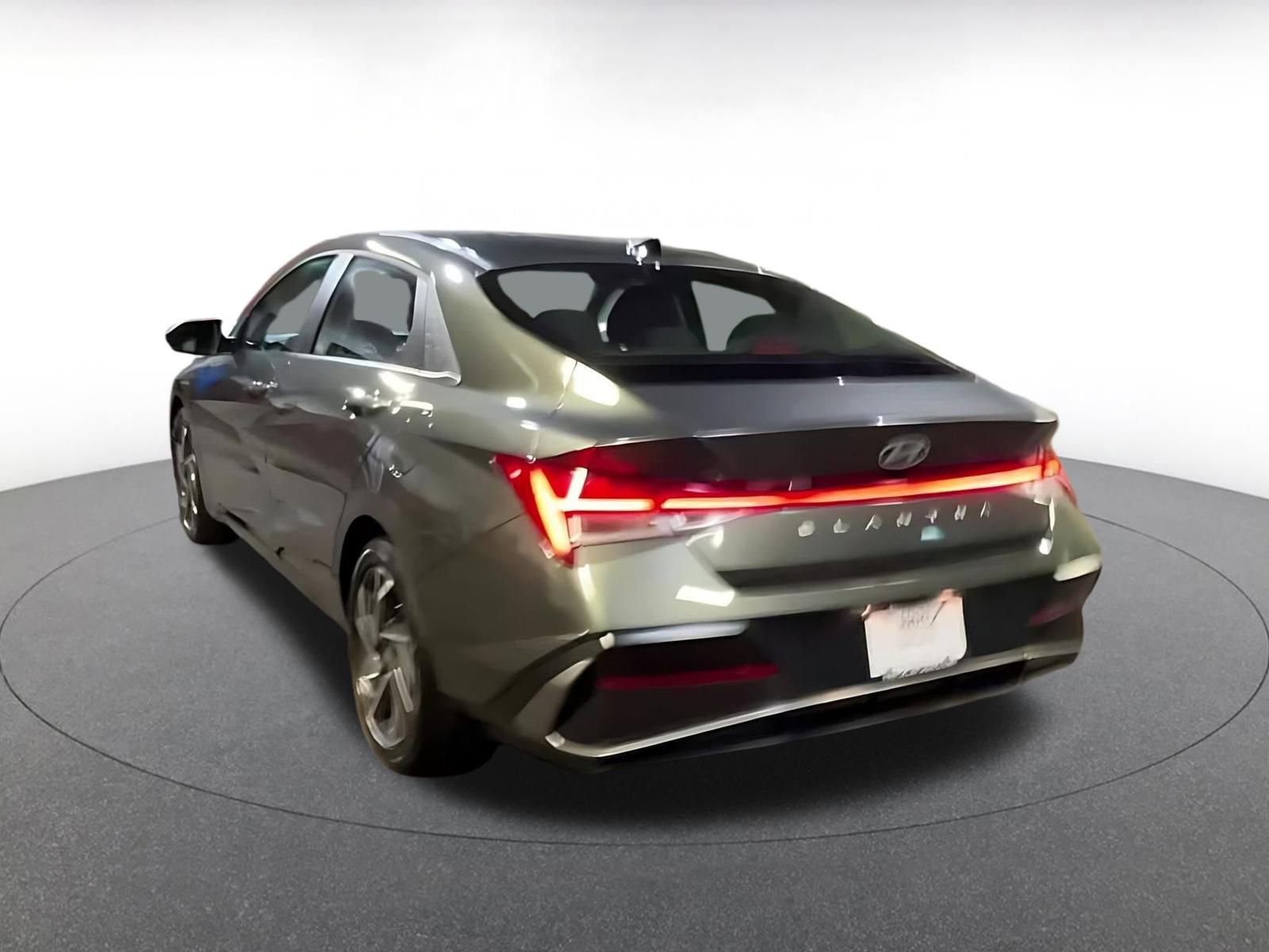 Thumbnail: 2025 Hyundai Elantra - 11