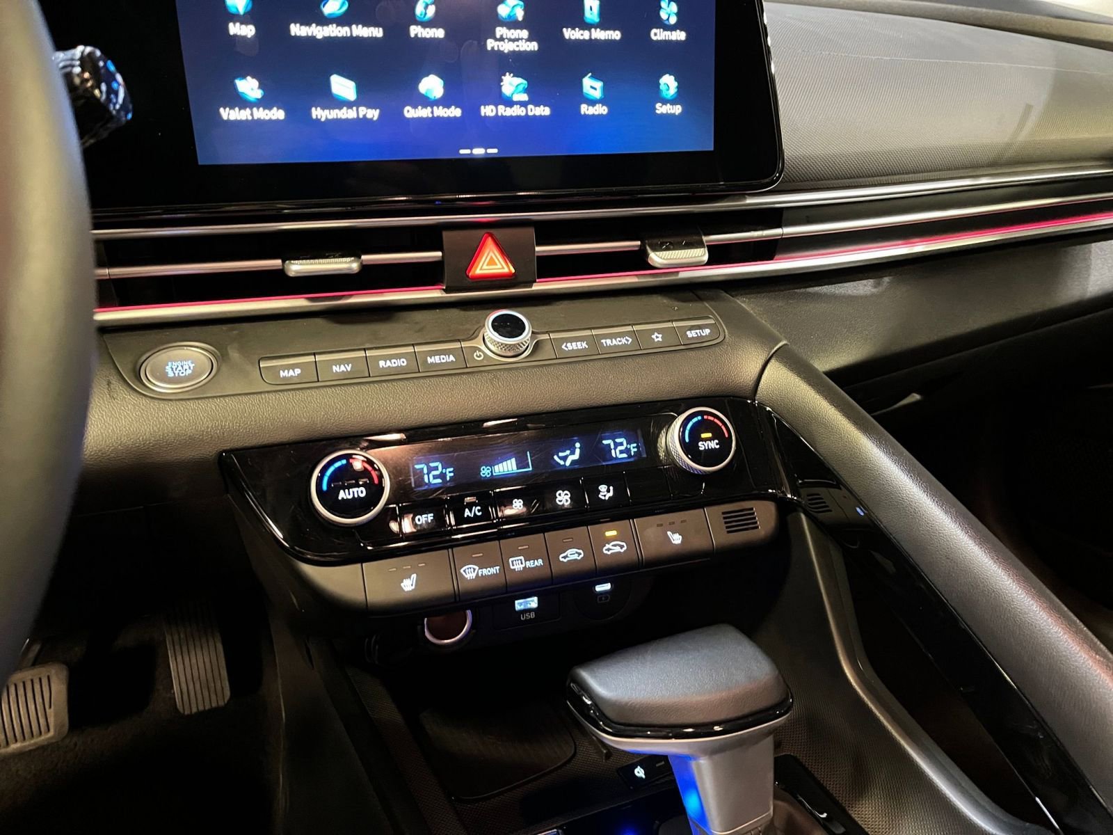 Thumbnail: 2025 Hyundai Elantra - 18