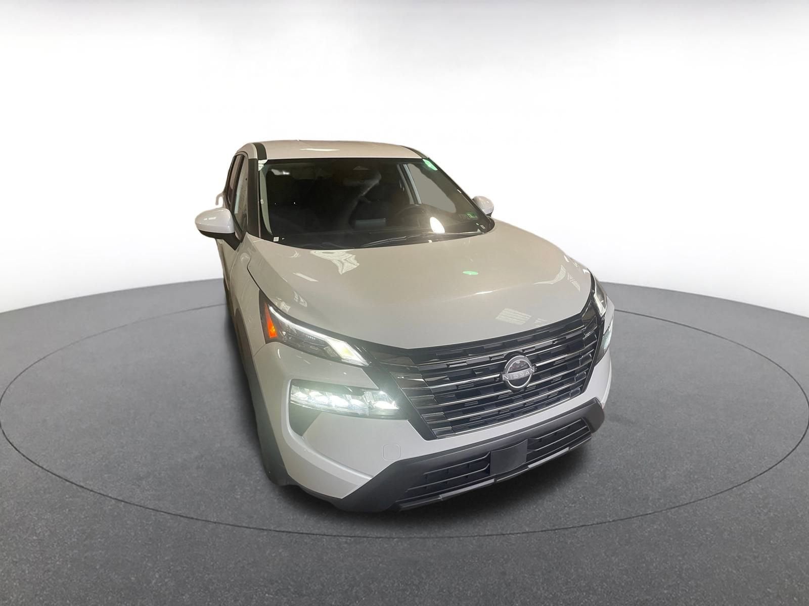 Thumbnail: 2024 Nissan Rogue - 1