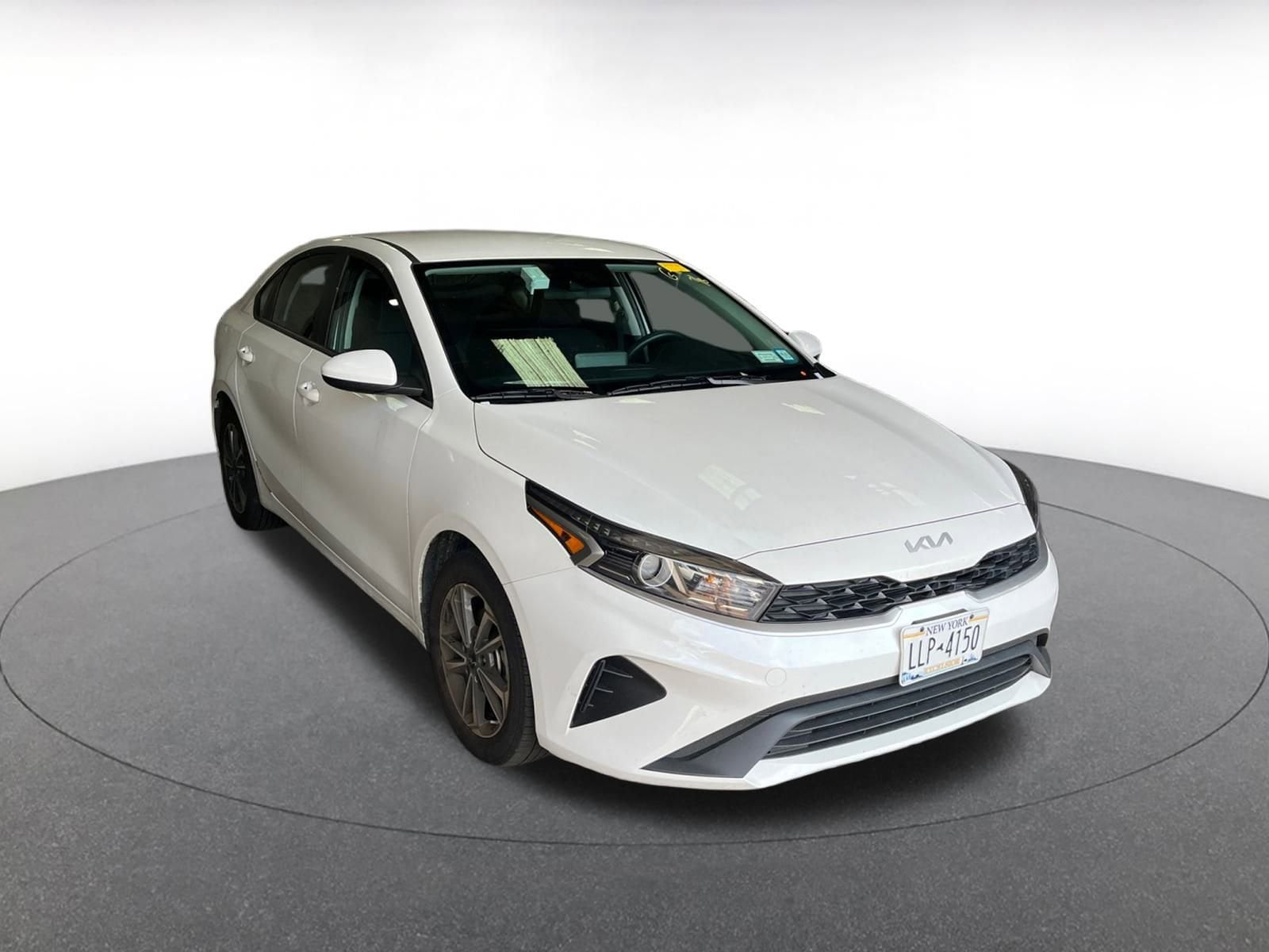 Thumbnail: 2024 Kia Forte - 1