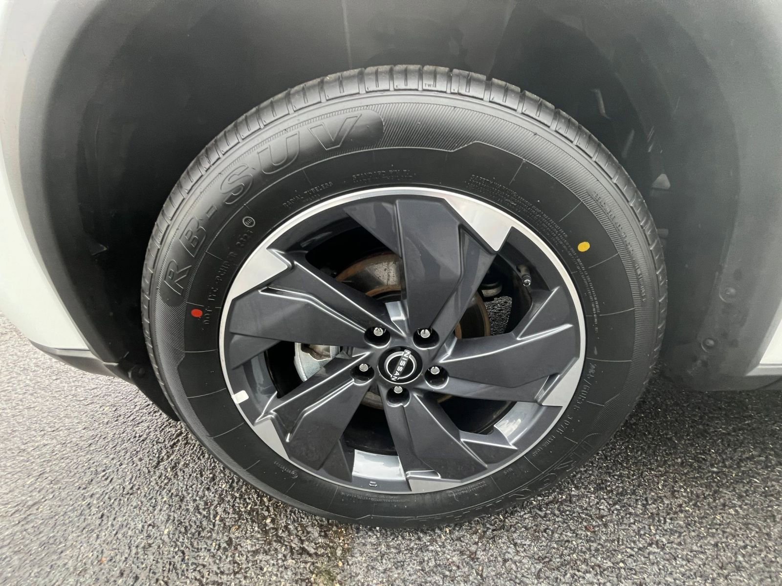 Thumbnail: 2025 Nissan Rogue - 30