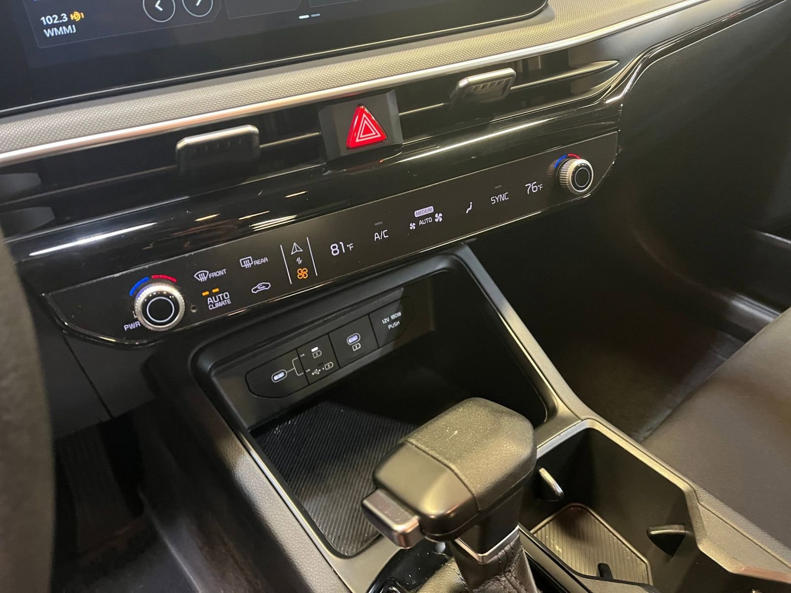 Thumbnail: 2025 Kia K5 - 18