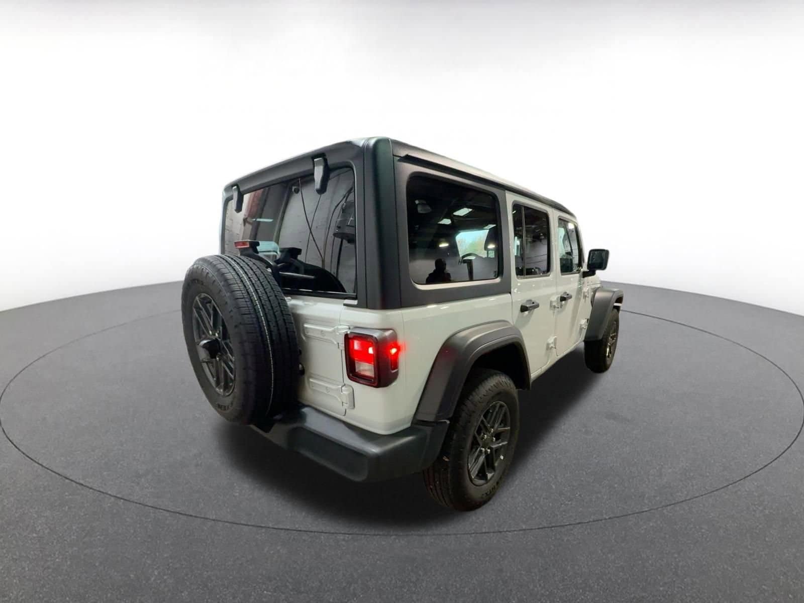 Thumbnail: 2025 Jeep Wrangler - 7