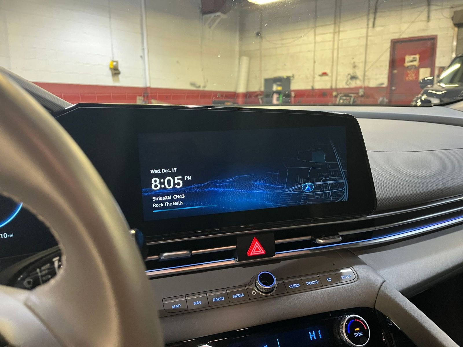 Thumbnail: 2025 Hyundai Elantra - 21