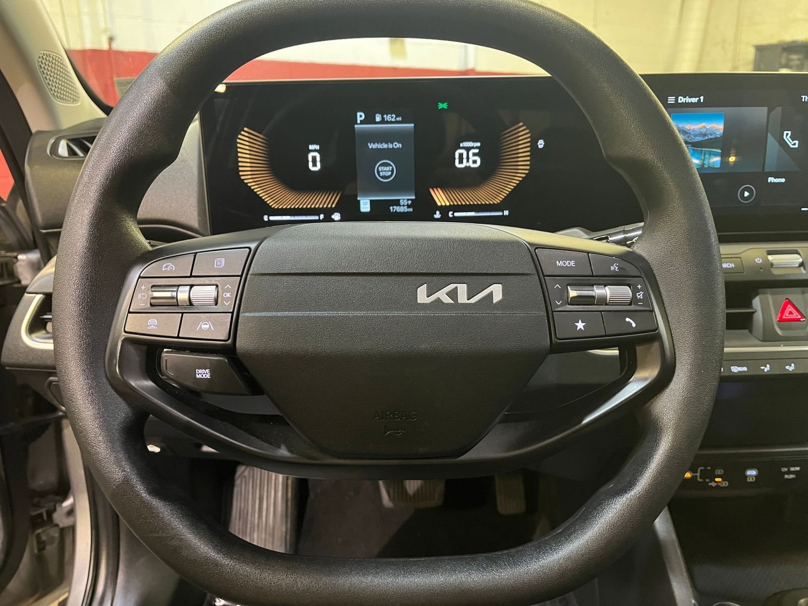 Thumbnail: 2025 Kia K4 - 28