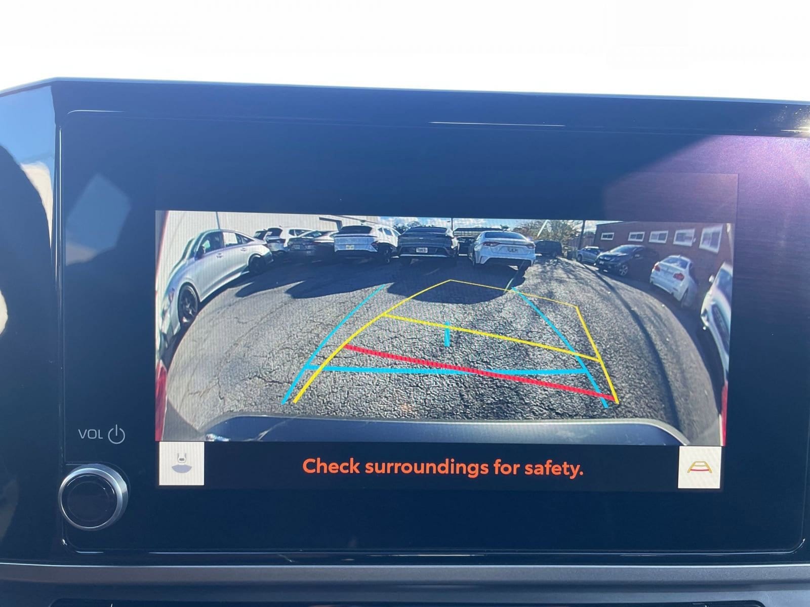 Thumbnail: 2025 Toyota Camry - 17