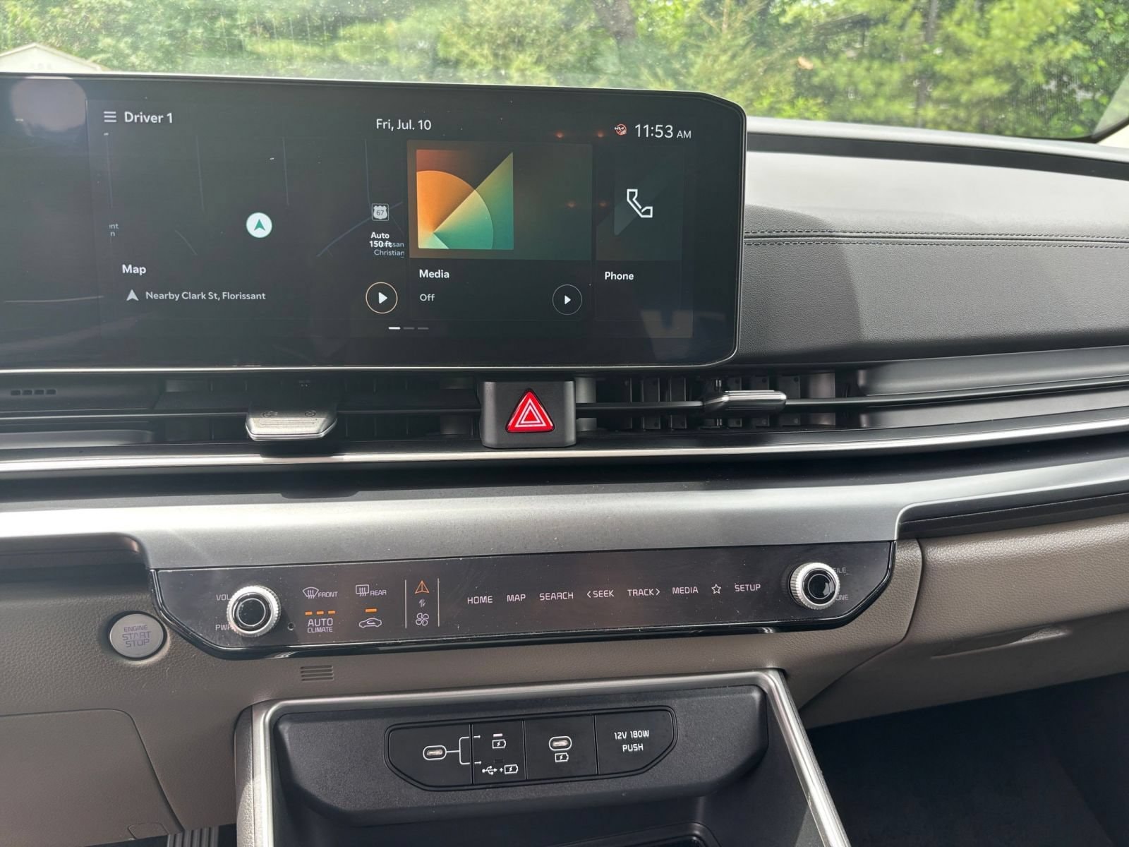 Thumbnail: 2026 Kia Carnival - 16