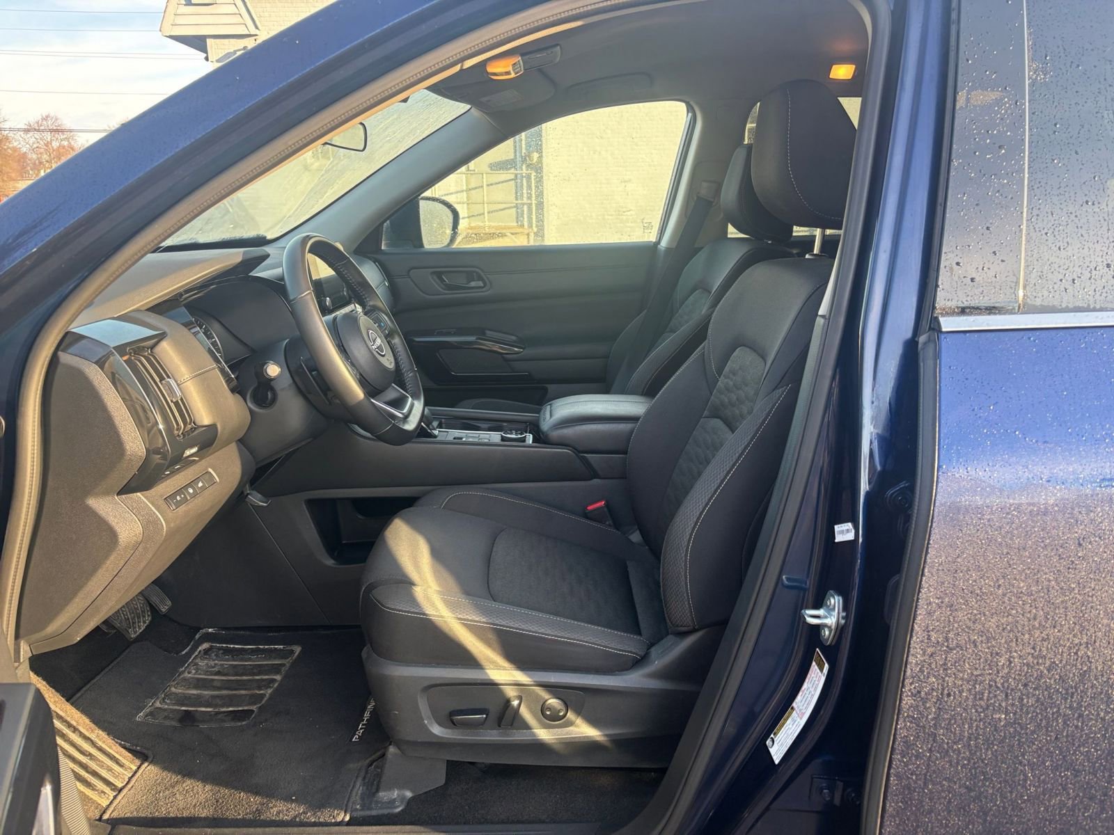 Thumbnail: 2025 Nissan Pathfinder - 27