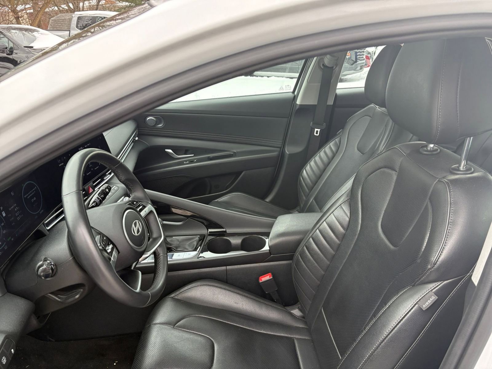 Thumbnail: 2025 Hyundai Elantra - 27