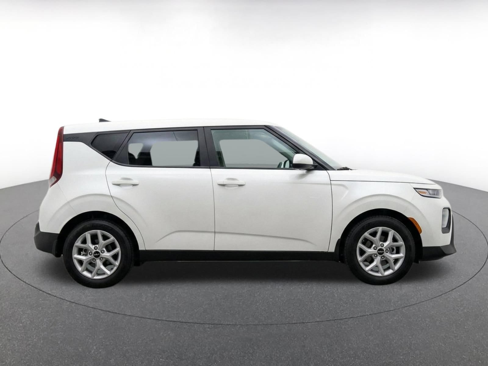 Thumbnail: 2025 Kia Soul - 10