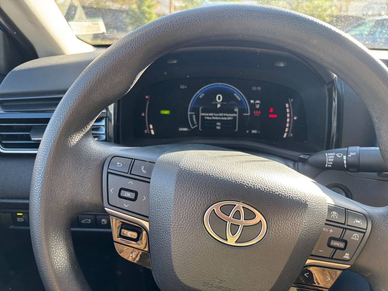 Thumbnail: 2025 Toyota Camry - 32