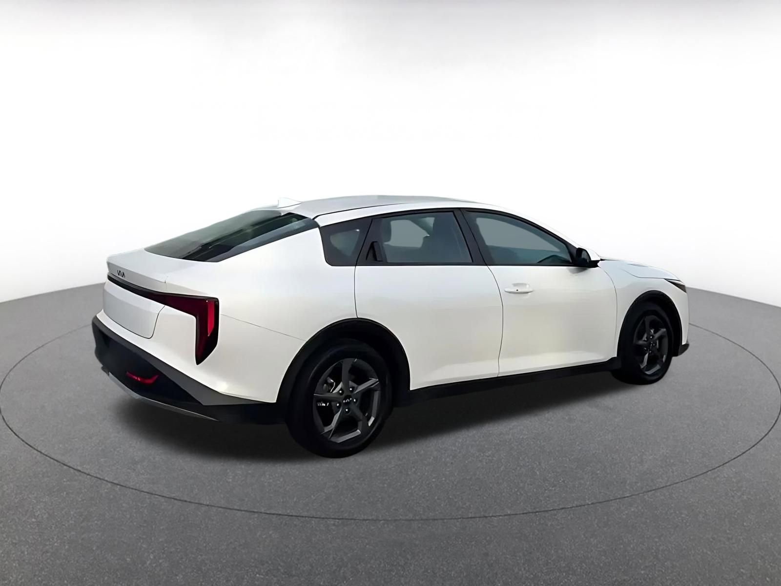 Thumbnail: 2025 Kia K4 - 12