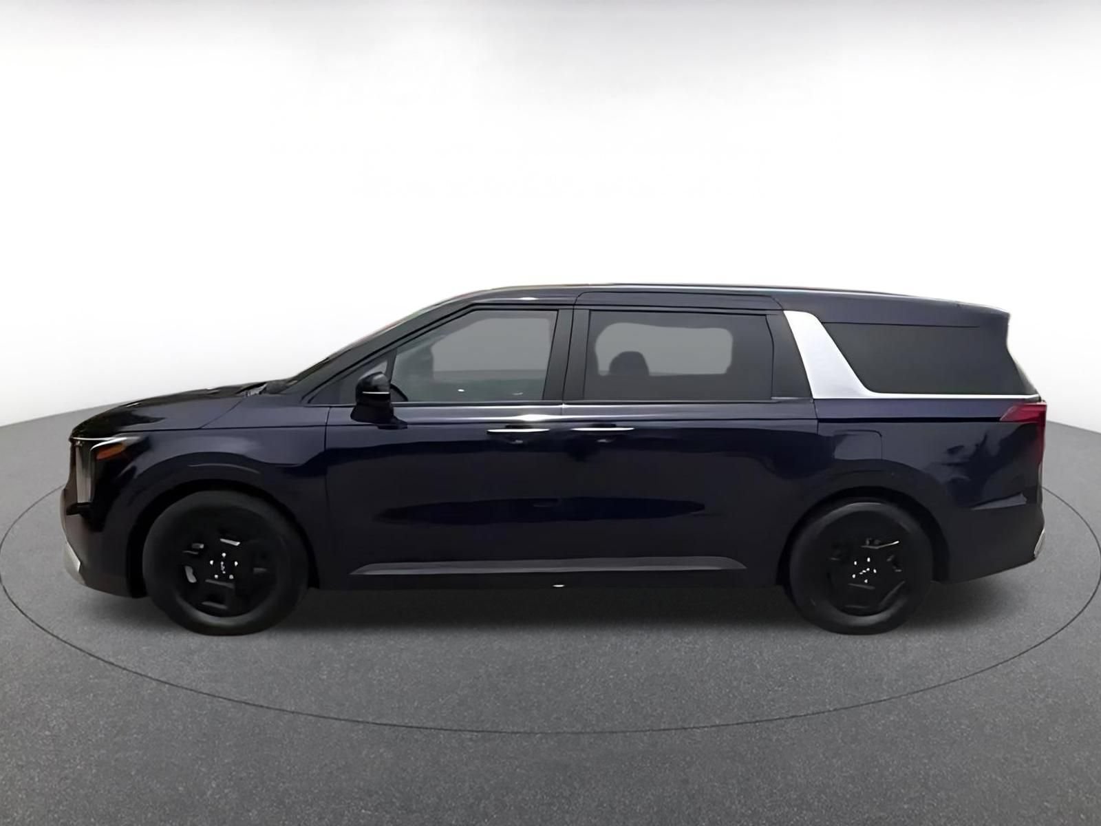 Thumbnail: 2026 Kia Carnival - 8