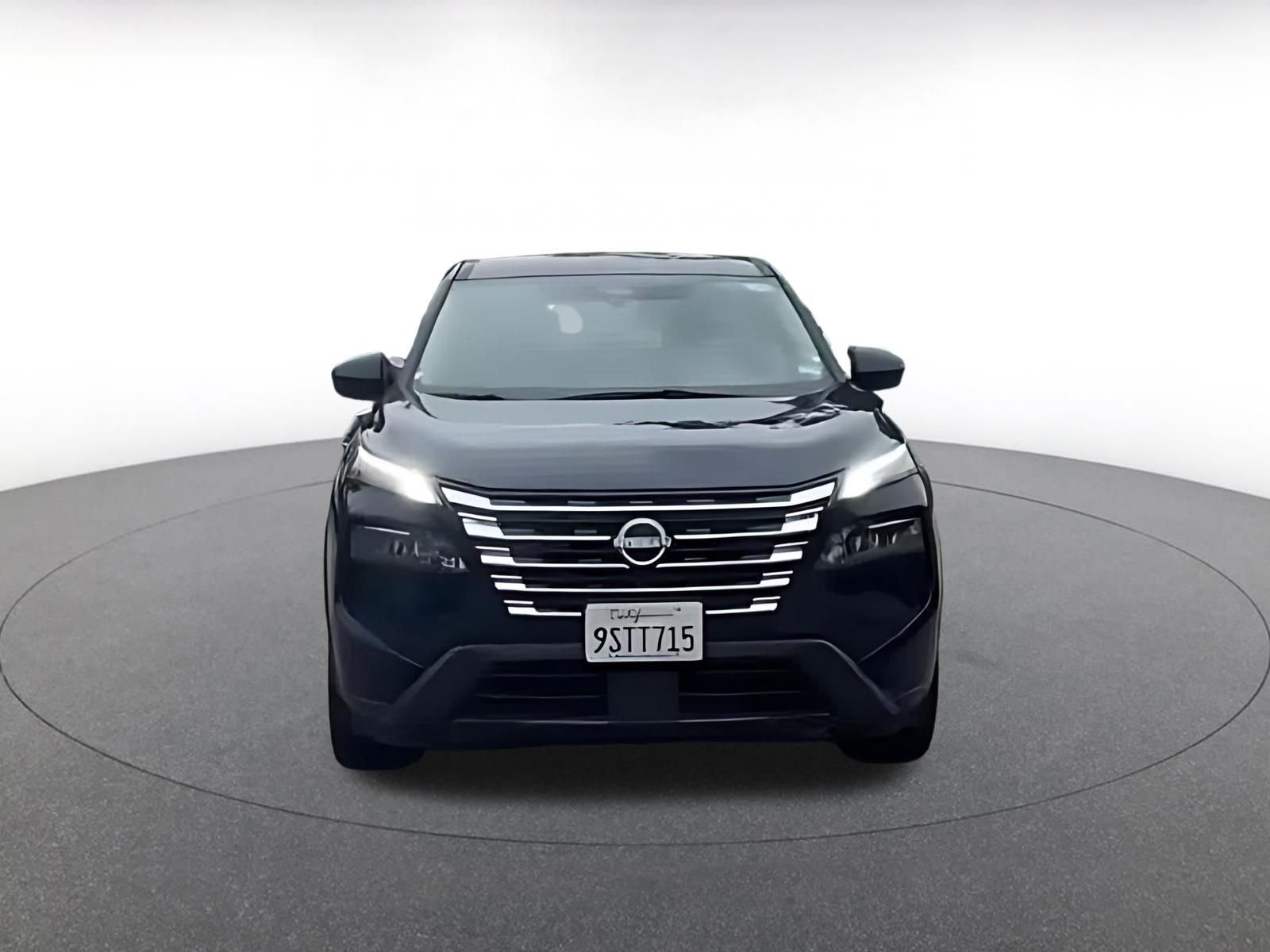 Thumbnail: 2025 Nissan Rogue - 4
