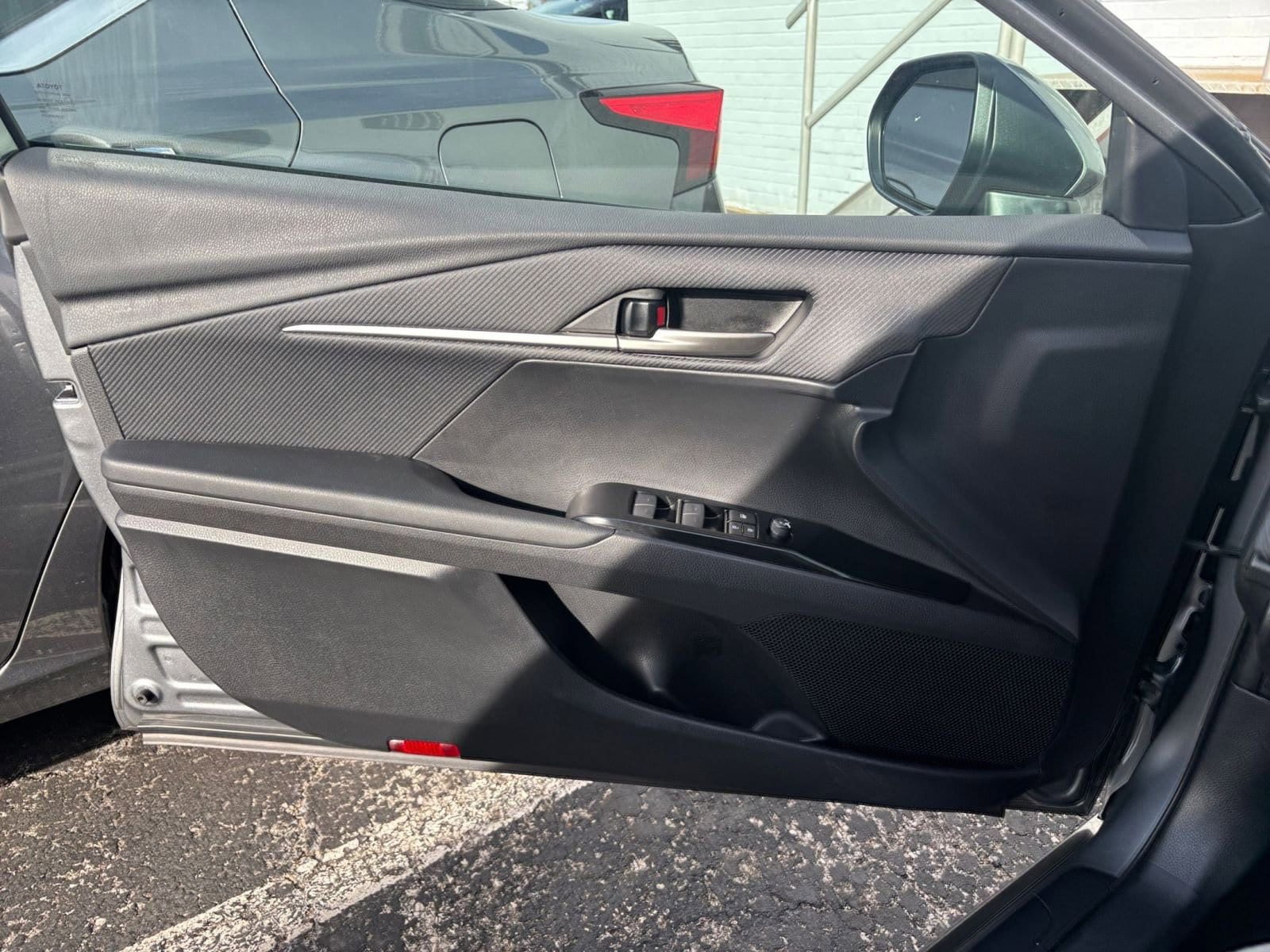 Thumbnail: 2025 Toyota Camry - 20