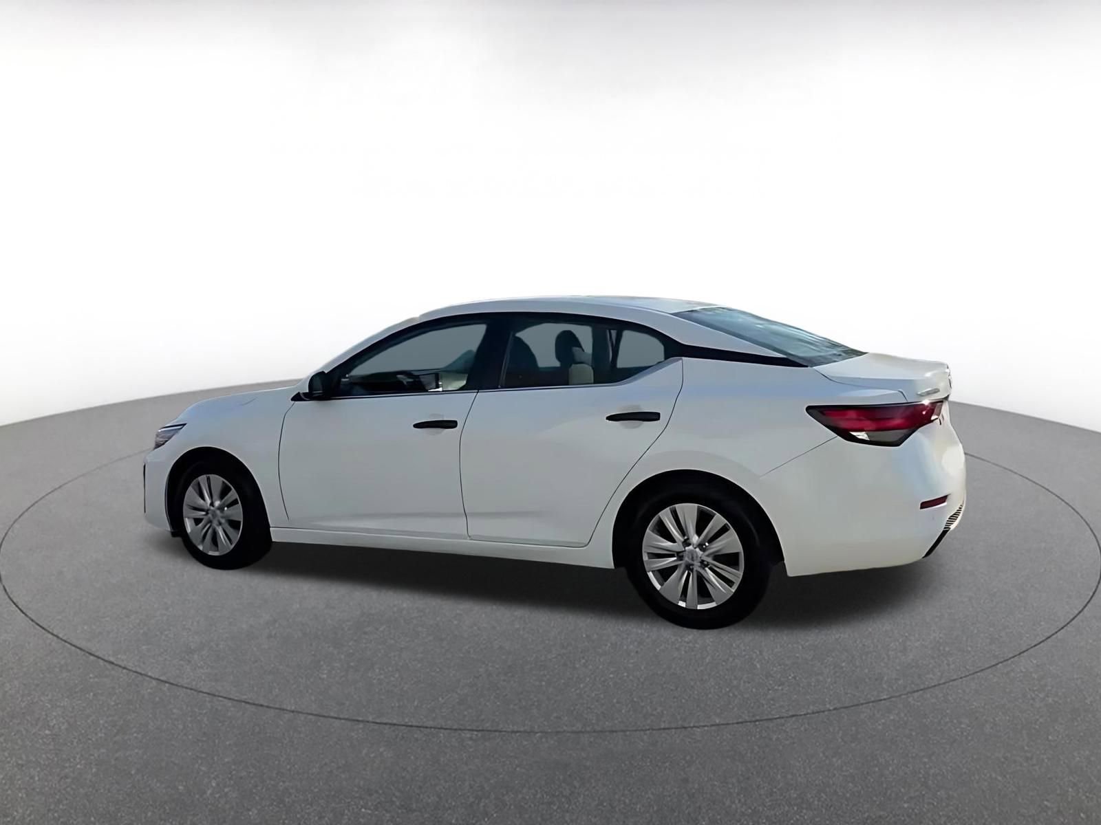 Thumbnail: 2025 Nissan Sentra - 8