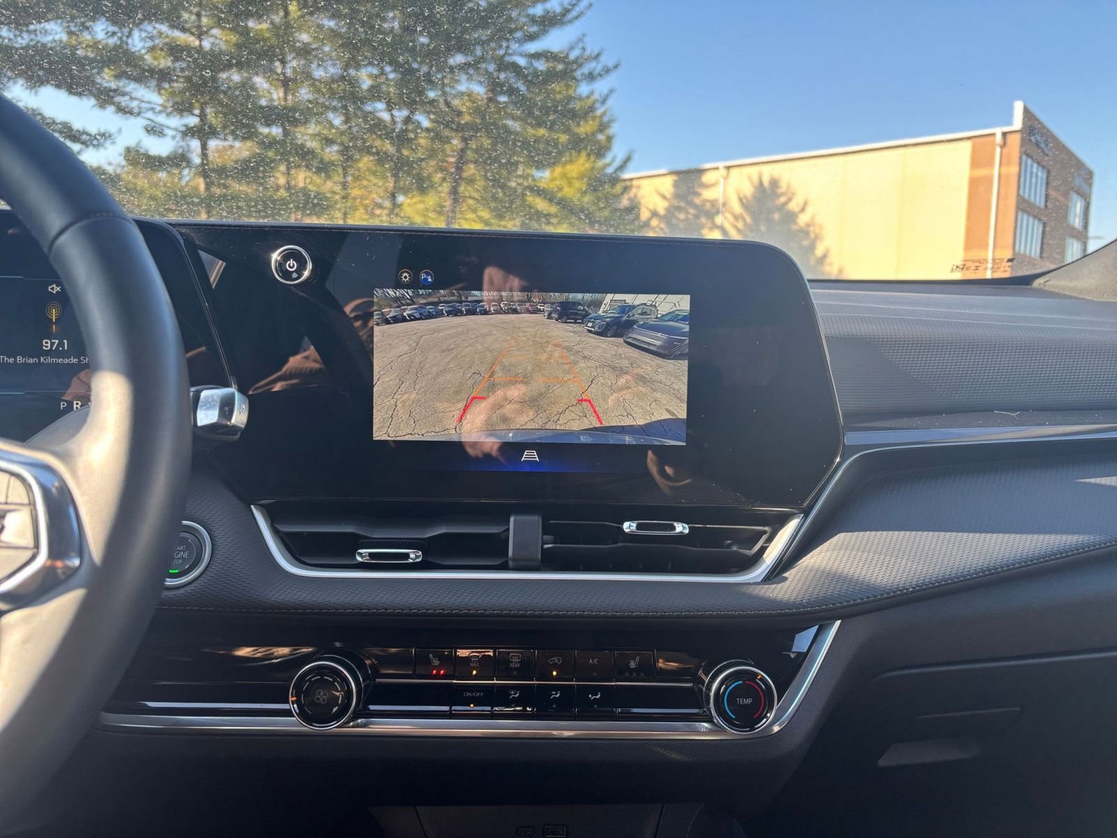 Thumbnail: 2025 Chevrolet Equinox - 17