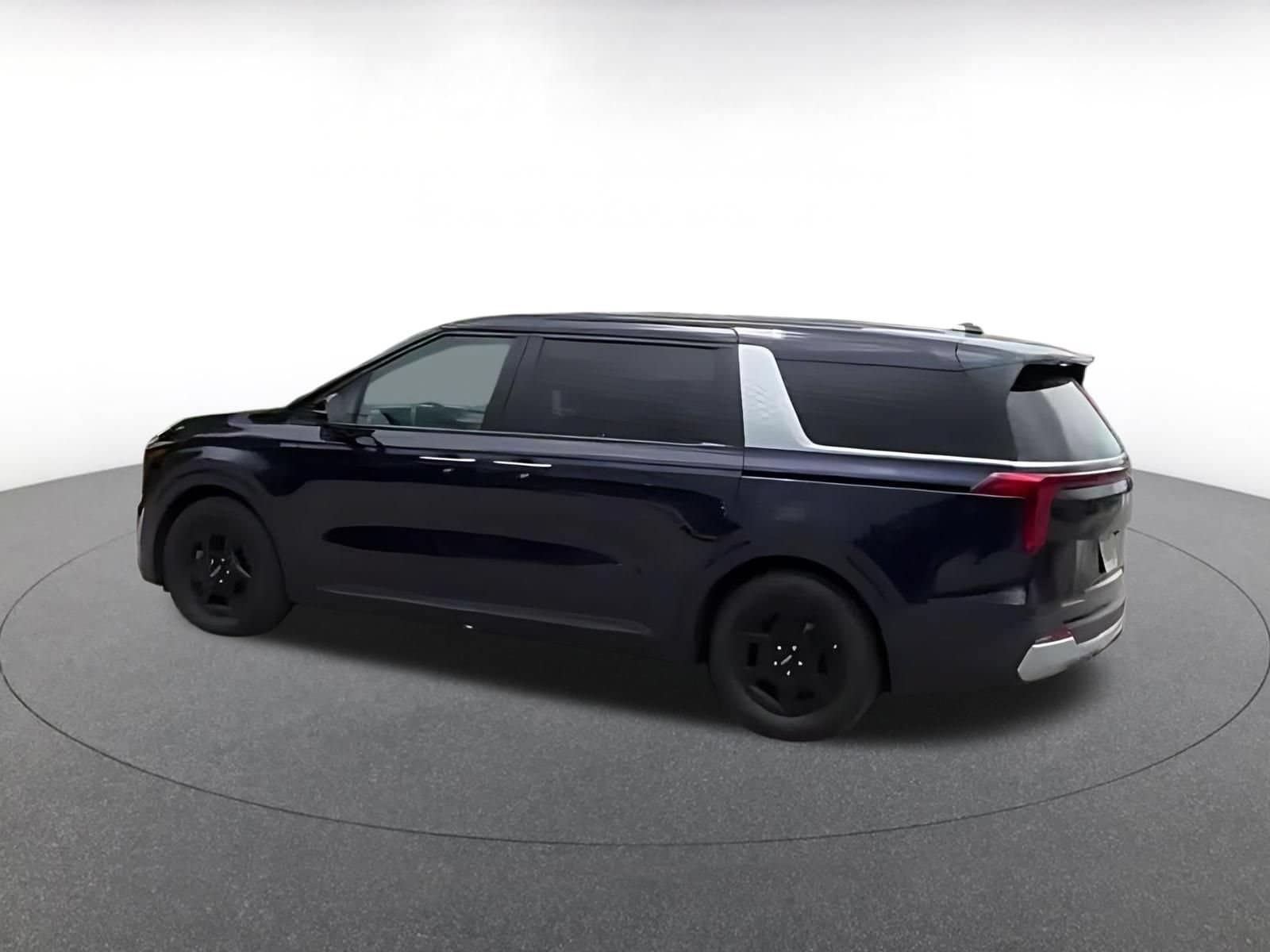 Thumbnail: 2026 Kia Carnival - 9
