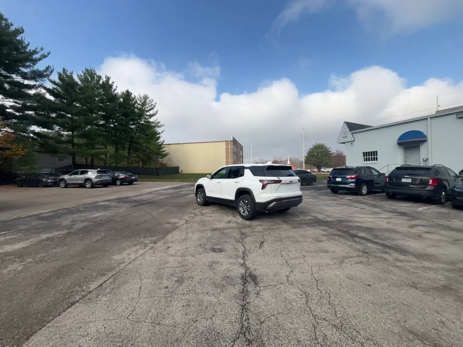 Thumbnail: 2025 Chevrolet Equinox - 16